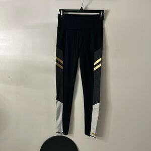 Betsy Johnson Performance Leggings